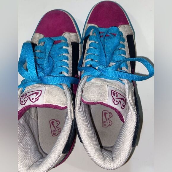 Nike Blazer Mid 6.0 High-Tops with Magenta and Teal Highlights Women Shoes z,8US - Picture 8 of 16